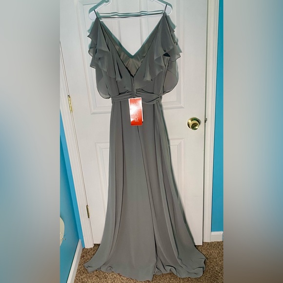 NWT Grey Charolette Chiffon Vneckline Long Dress - Picture 8 of 10